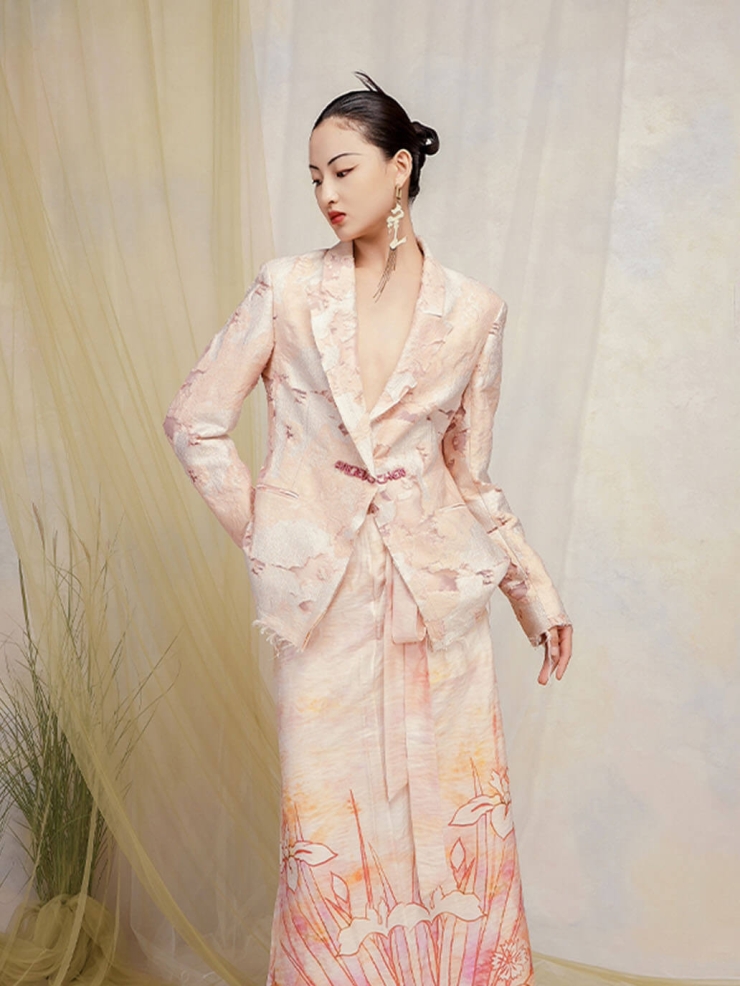 Pink Logo Chinese Knot Plant Dye Jacquard Blazer