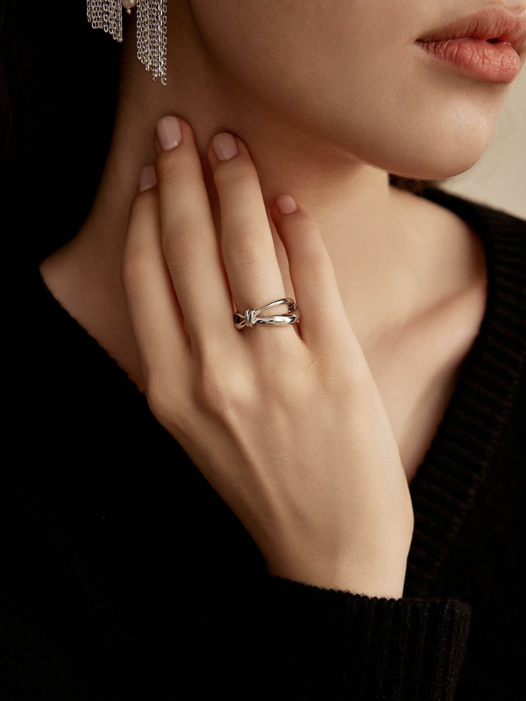 Silver Clouds Turning Ring