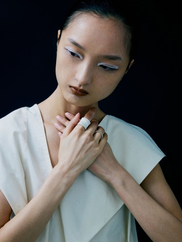 White Heathen’s Pillar Ring