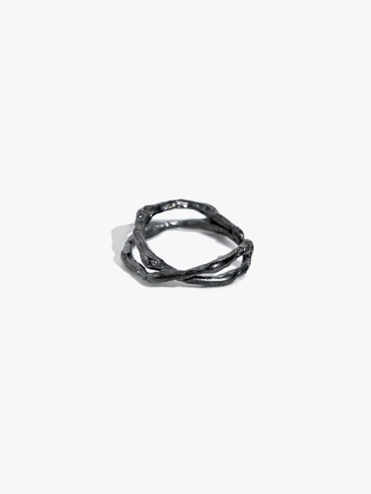M.WONG Sky Collection Black Ear-clip/Pinky Ring