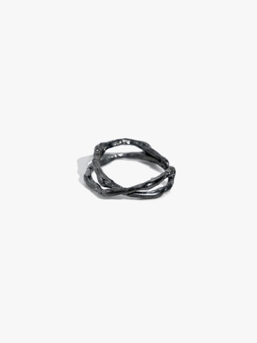 M.WONG Sky Collection Black Ear-clip/Pinky Ring