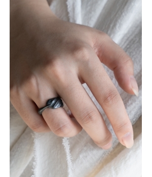 M.WONG Wind Collection Black Silver Ring