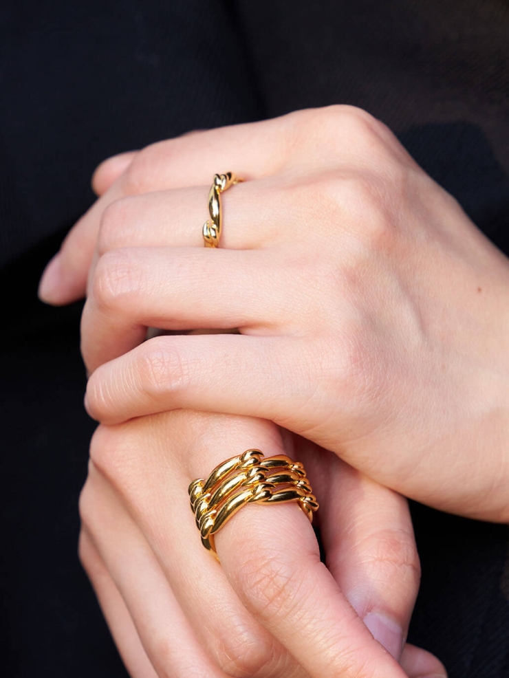 Gold Tie Single Layer Ring