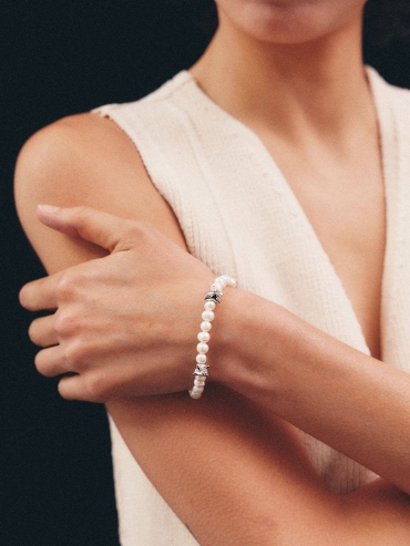 Silver Struggle Pearl Bracelet
