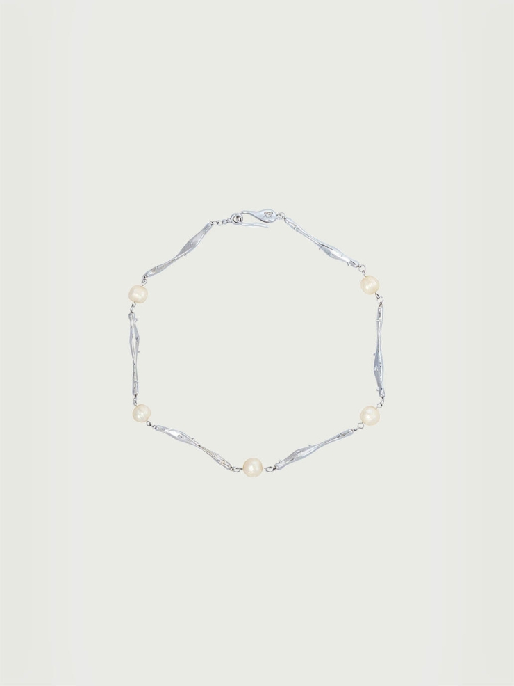 Silver Thorn Pearl Necklace