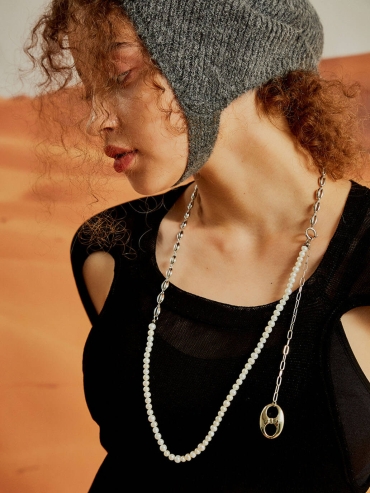 Silver Pignose Pearl Belt Necklace