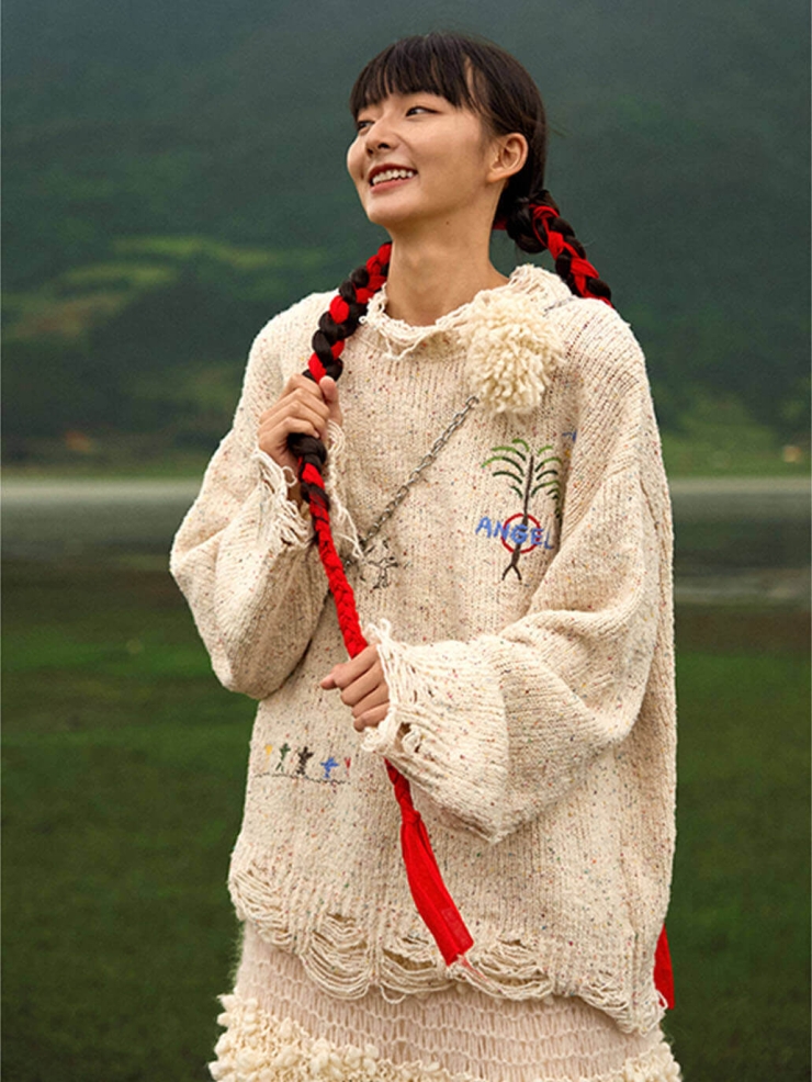 Beige Cliff Painting Wool Embroidered Speckled Loose Sweater