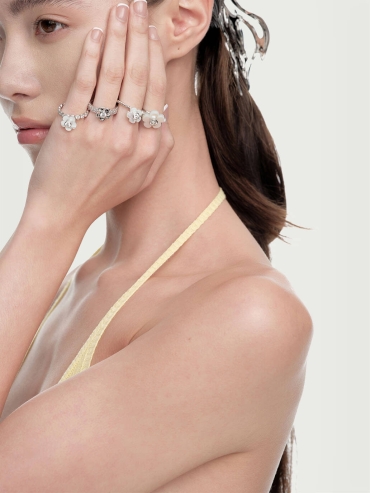 Silver Spinning Zircon Floral Ring