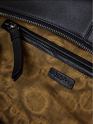 Black Ink-Dyed Shoulder Woven Bag