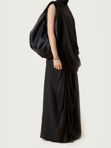 Black Ink-Dyed Shoulder Woven Bag