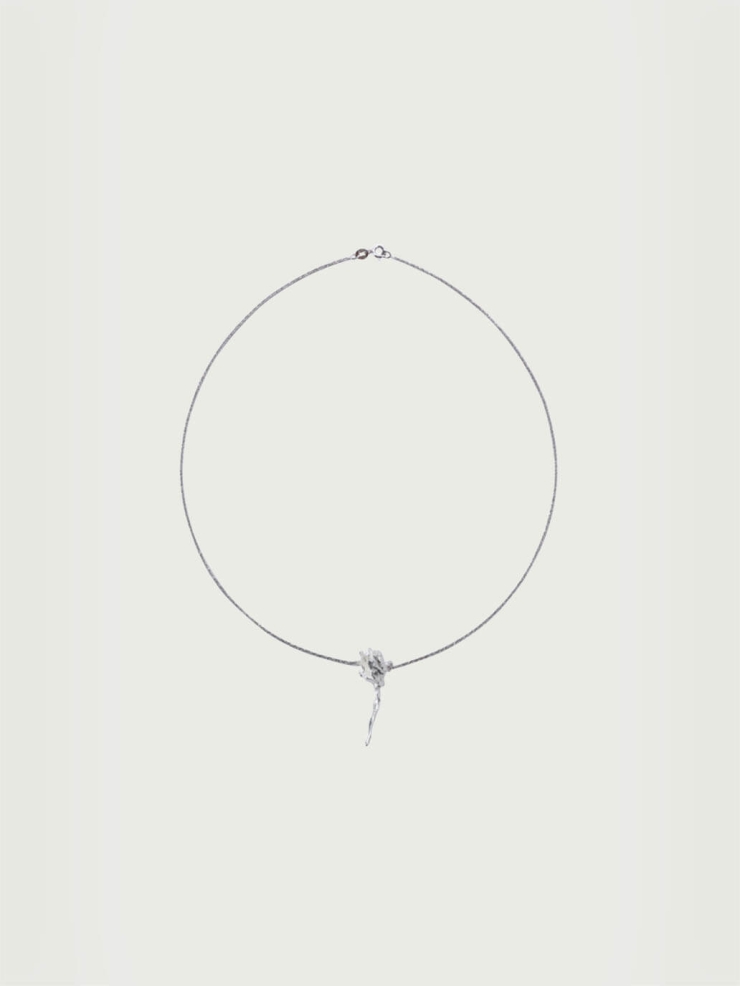 Silver Linkong Flower Necklace