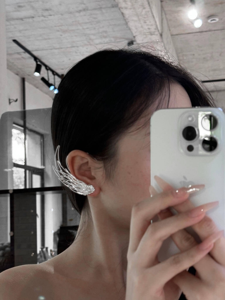 White Wind Feather Filigree Ear Cuff - Left