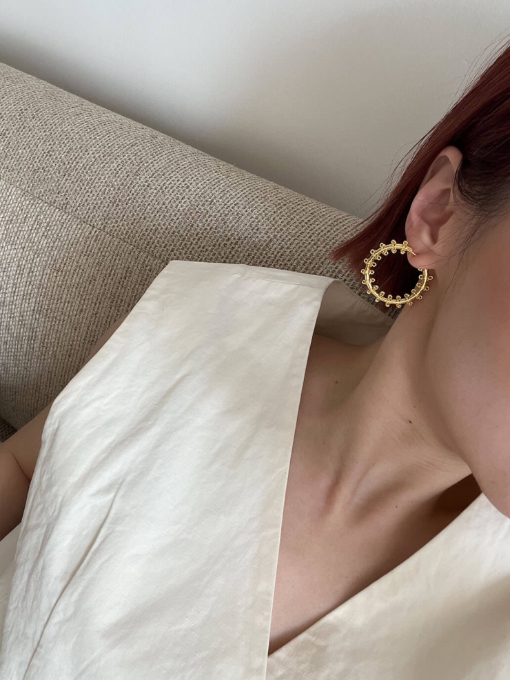 Gold Thick Full Hoop Earrings
