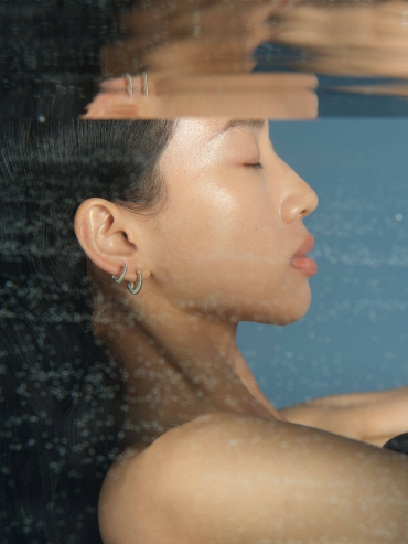 Silver Textured Small C Earrings