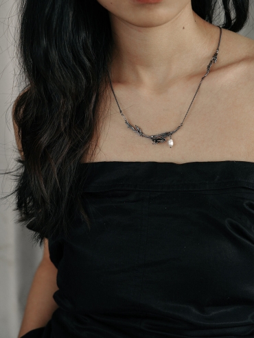 Aged Hidden Branch Chain