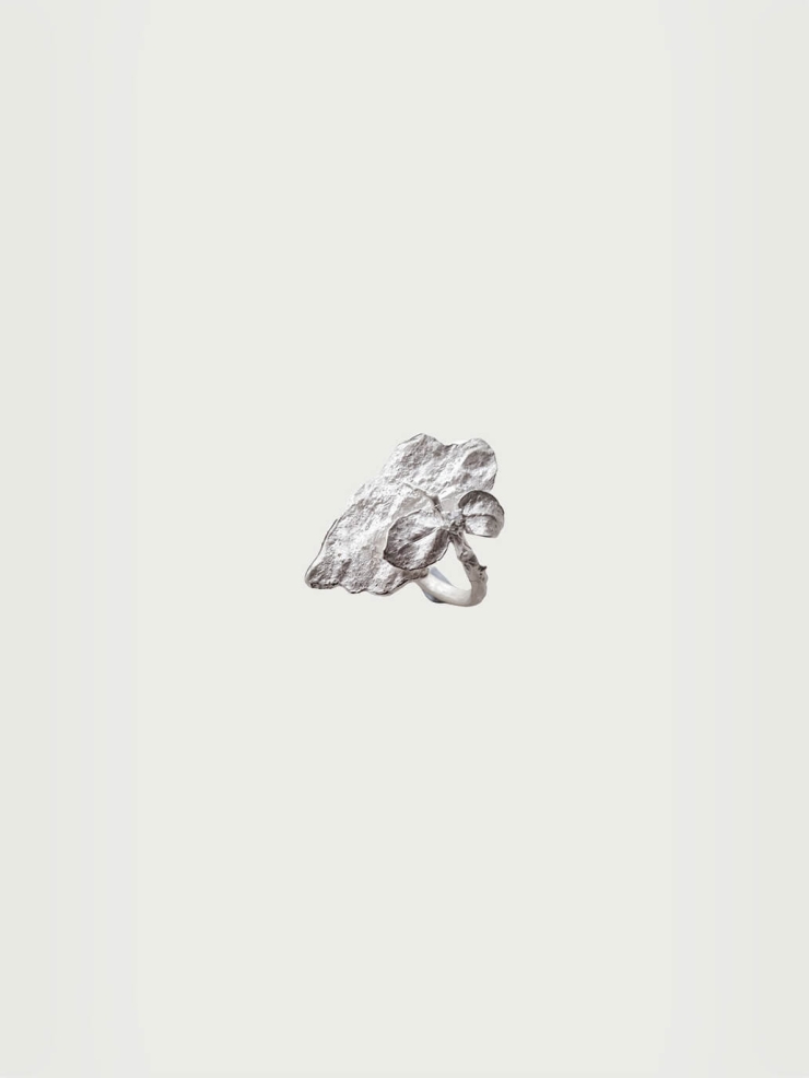 Silver Rock Leaf Ring
