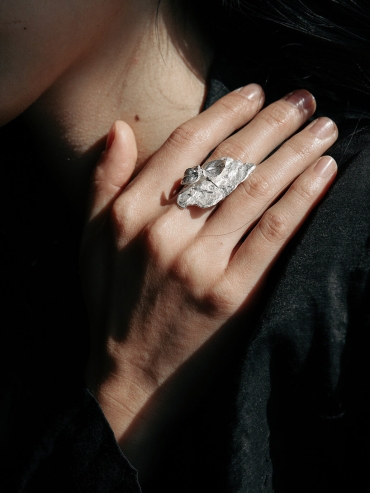 Silver Rock Leaf Ring