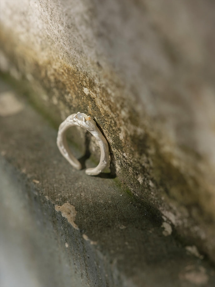 White Plain Stone Ring