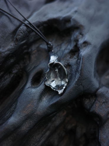 Aged Calla Lily Long Necklace