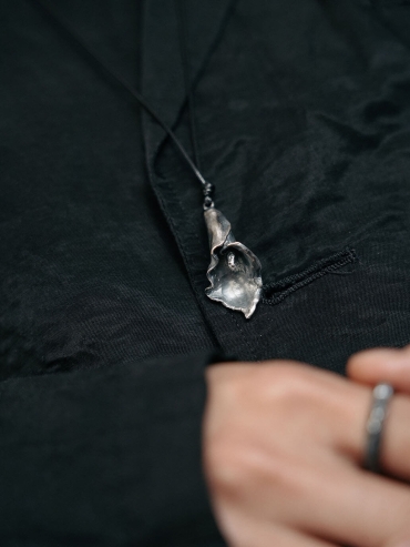 Aged Calla Lily Long Necklace