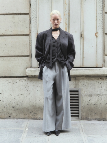 Light Grey 4-Pleats Pants