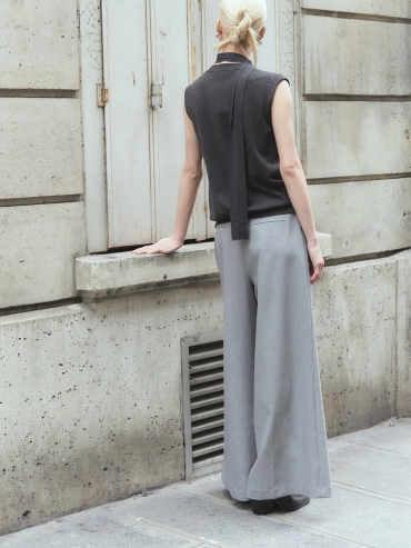 Light Grey 4-Pleats Pants
