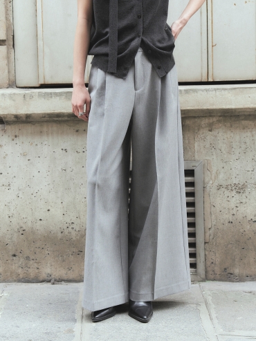 Light Grey 4-Pleats Pants