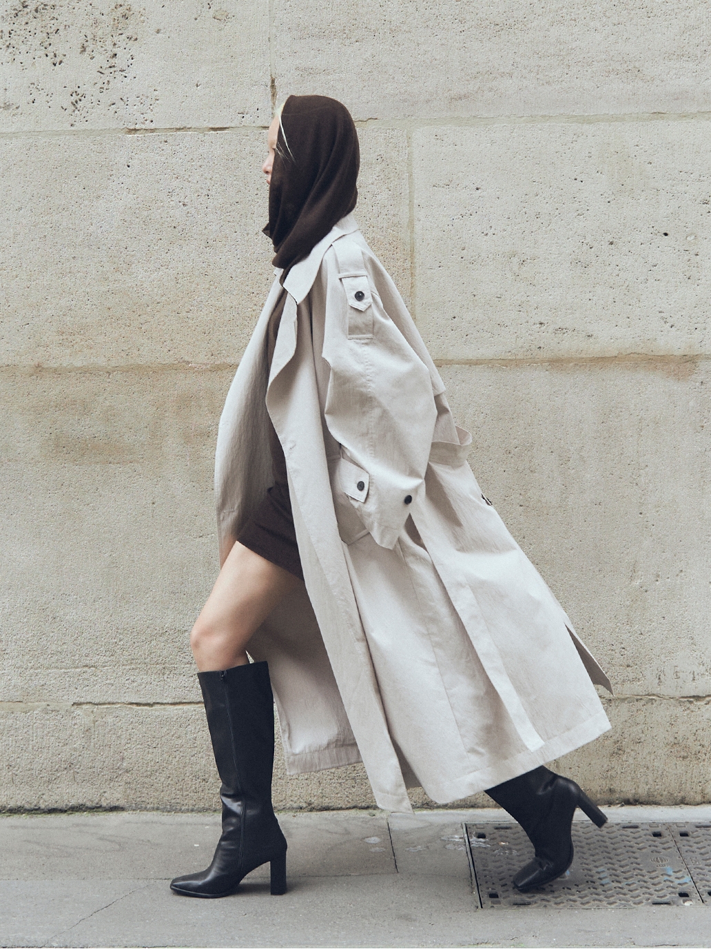 Cloudy Grey Double-Breasted Trench Coat With a Lapel Collar