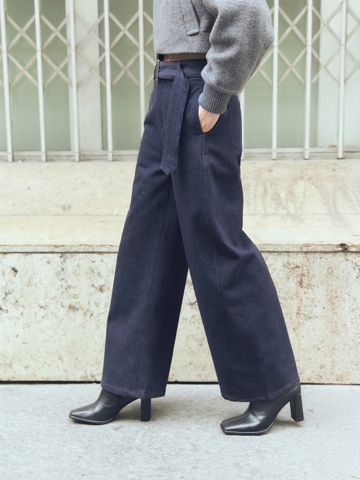 Navy Belt Wide Jeans
