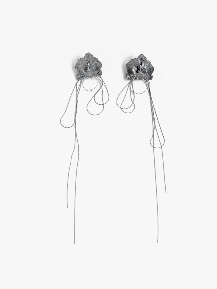 AOKINSIDE Black Phalaenopsis Earrings