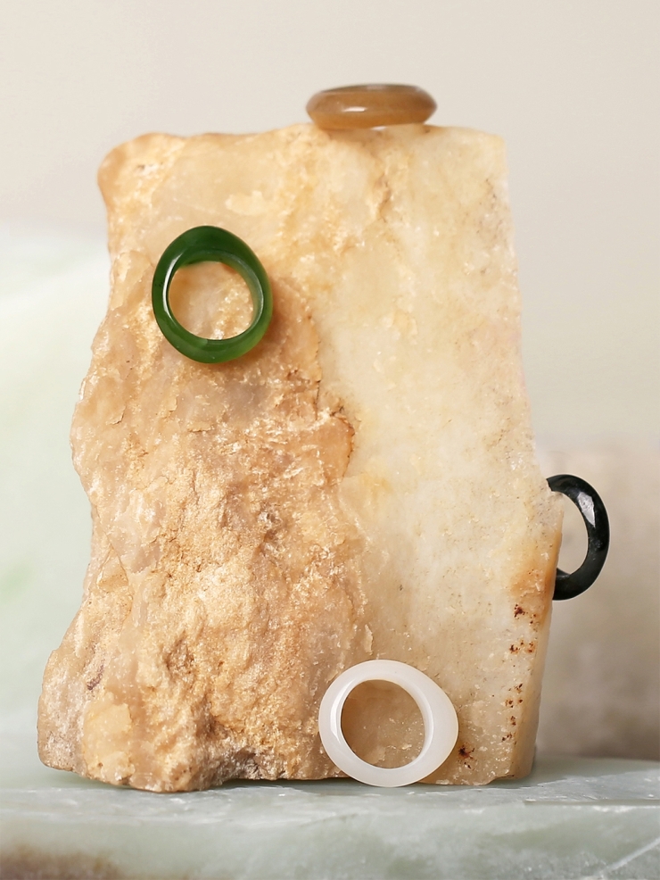 White nephrite jade ring
