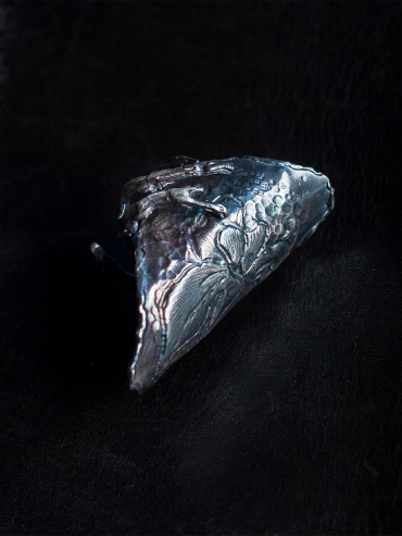 AOKINSIDE Black Iris Wide Ring