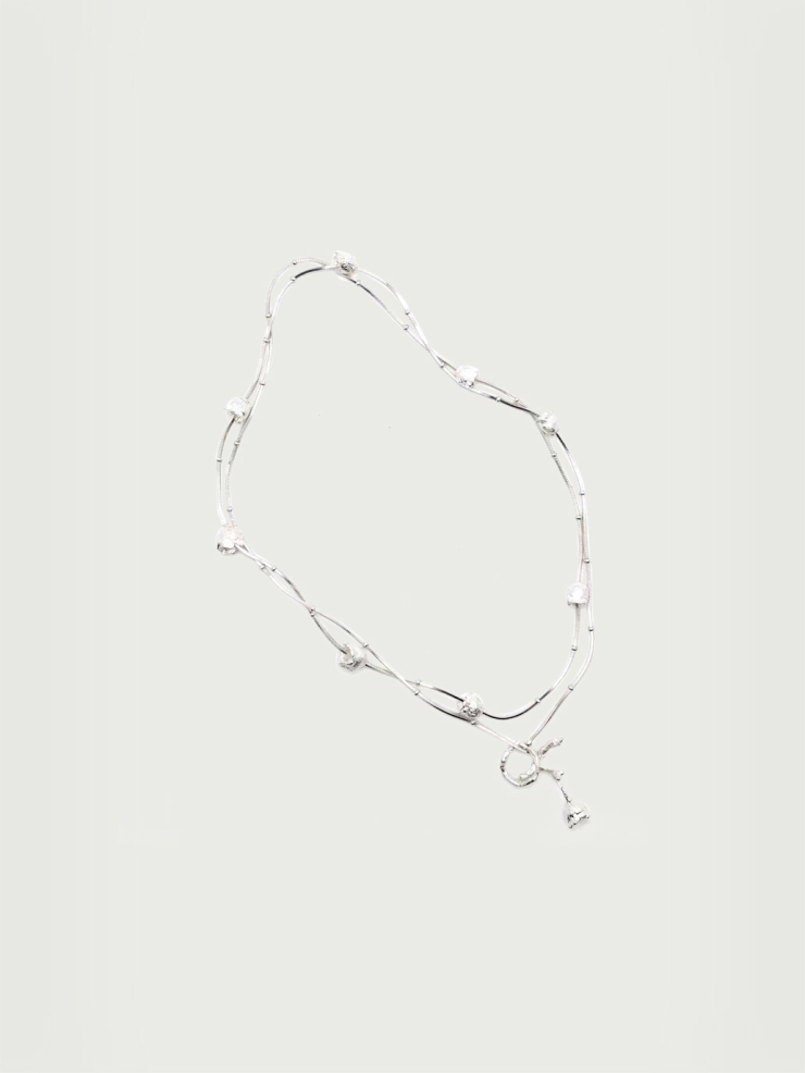 Silver lily pendant necklace