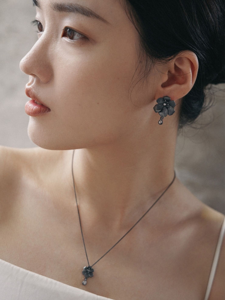 Black Woven Core Earrings