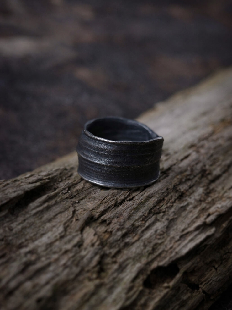 Black bamboo-shaped ring