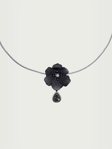Black Orchid Core Necklace