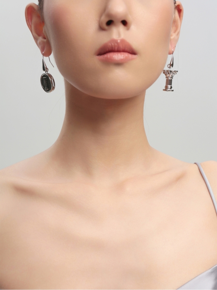 Varinia dangle earrings - Dupondius