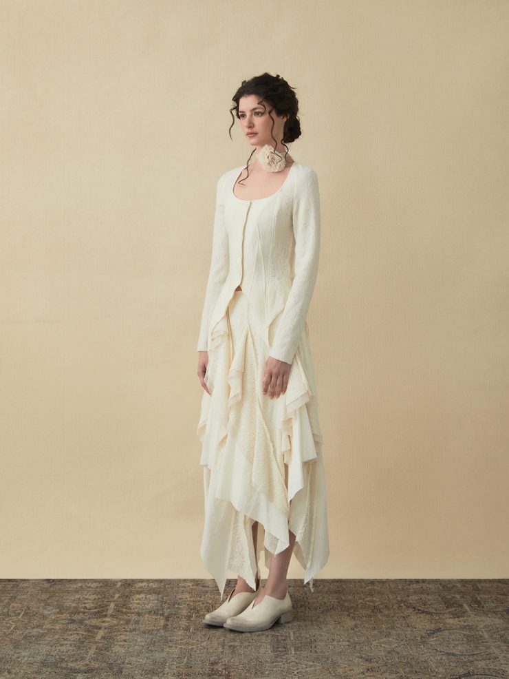 White wool layered skirt