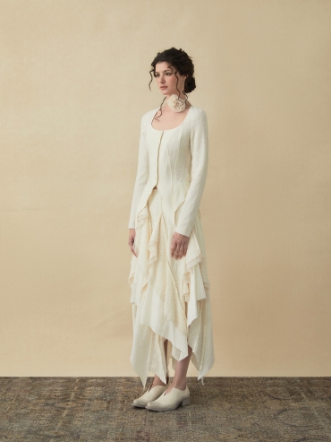 White wool layered skirt