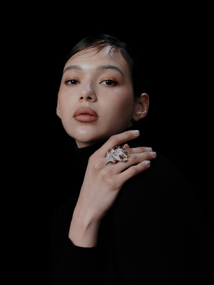 Karat - Feather rhinesone ring