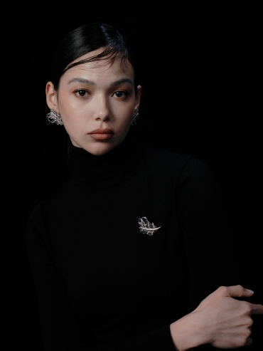 Silver Feather Brooch