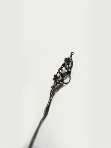 Black Streaming Earring