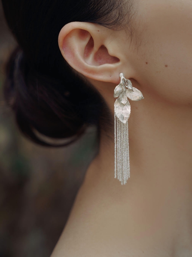Silver leaf tassel earrings