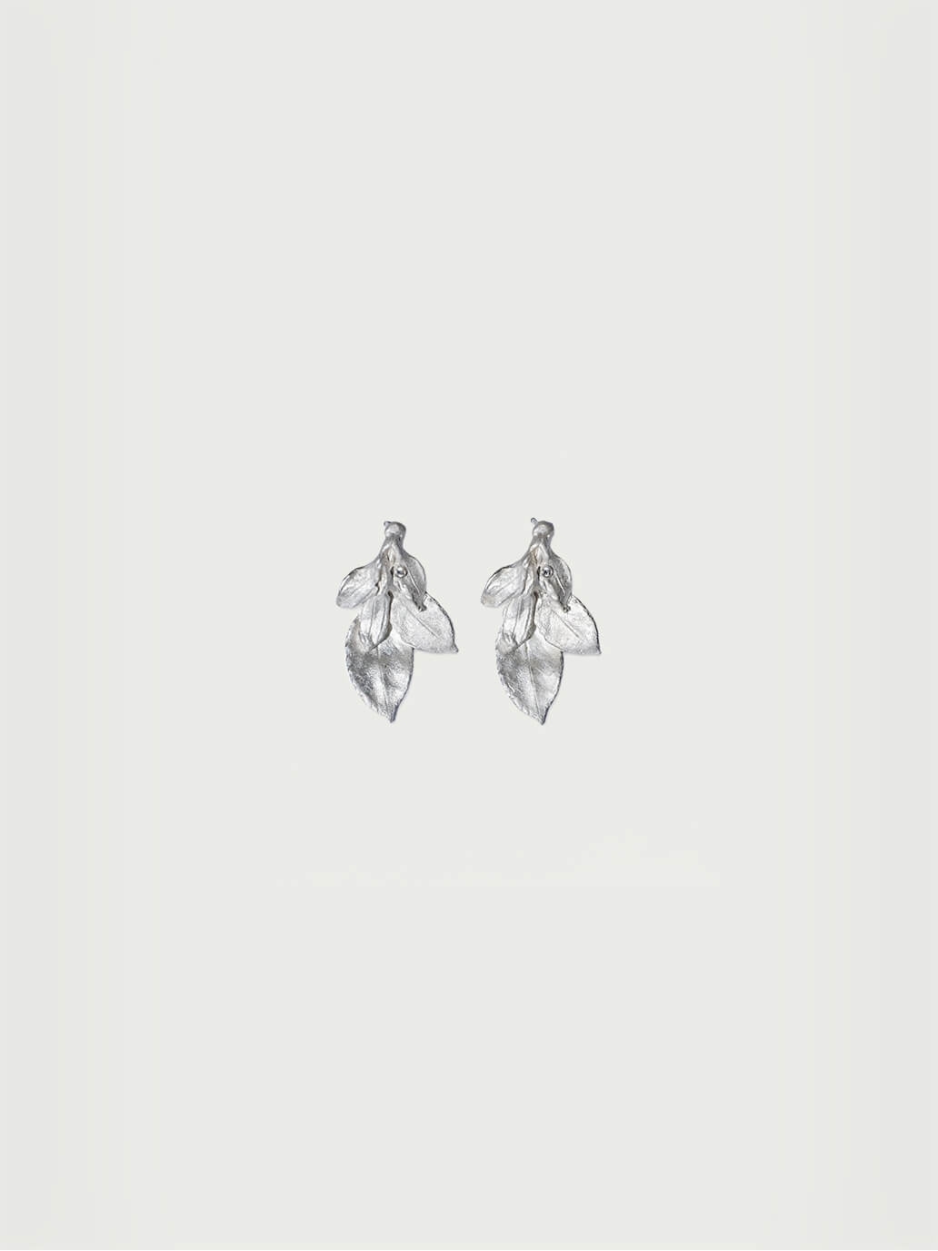 Silver leaf stream earrings