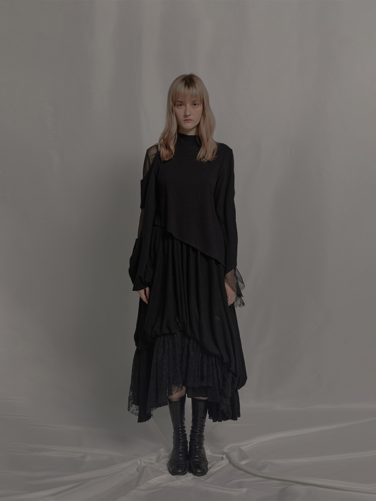 ELYWOOD Black Wool Layered Lace Skirt