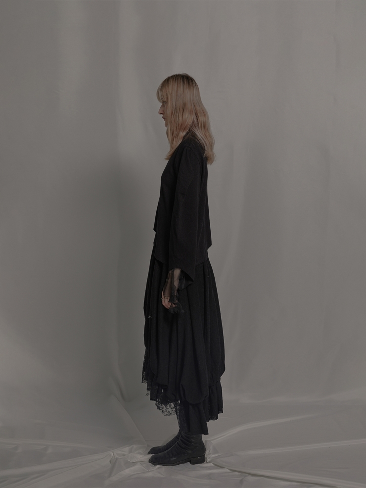 ELYWOOD Black Wool Layered Lace Skirt