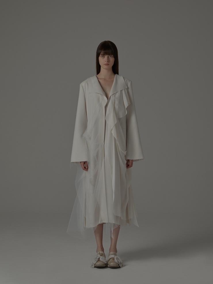 ELYWOOD White Long Silk Coat