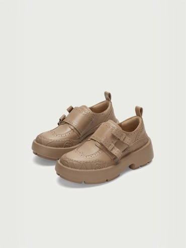 Brown Dreamcore Knight Rose Embossed Brogue Shoes