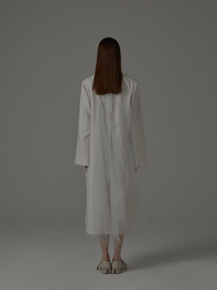 ELYWOOD White Long Silk Coat