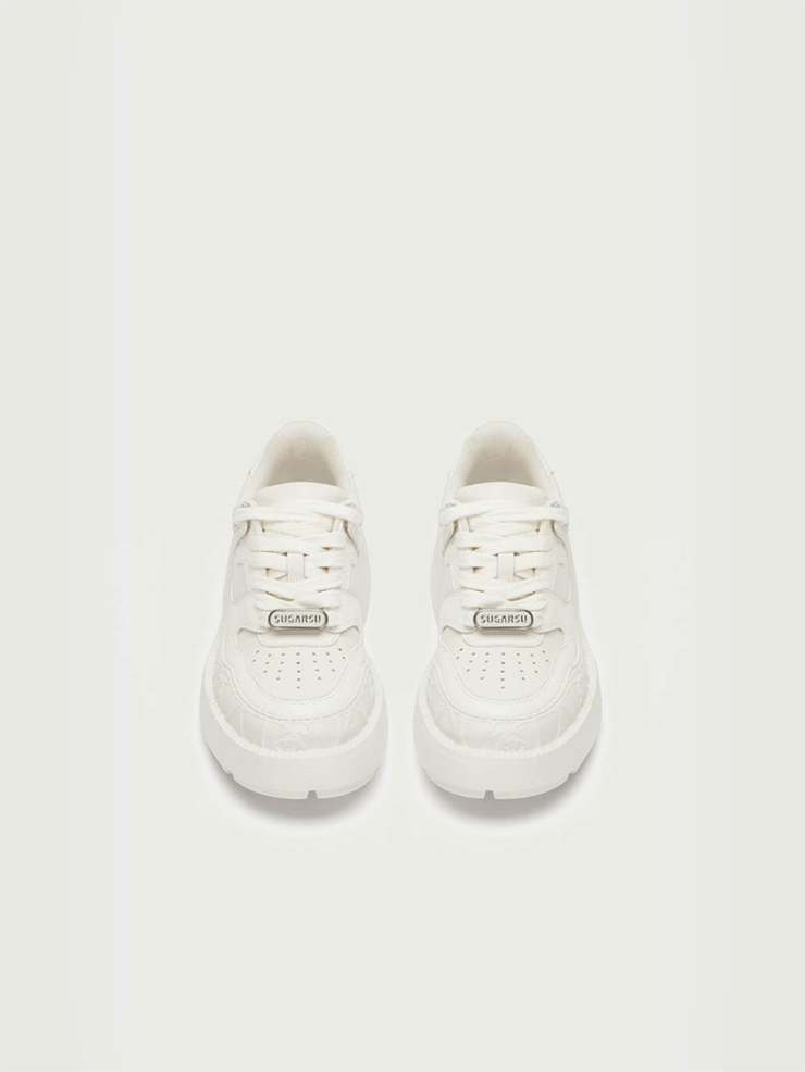 White Dreamcore Knight Rose Embossed Skate Shoes